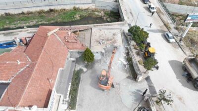 Sorgun Belediyesi, kaçak yapılaşmaya karşı denetim ve yıkım çalışmalarını sürdürüyor.