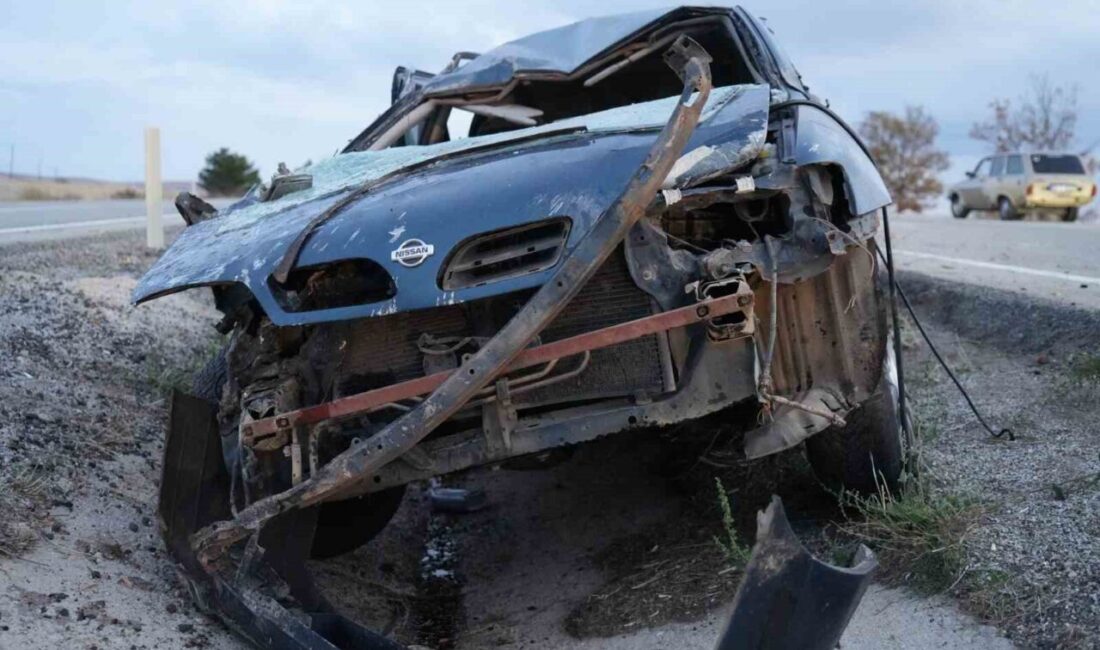 Kırıkkale’de sürücüsünün direksiyon hakimiyetini kaybettiği otomobilin takla attığı kazada aynı