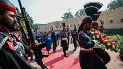 TBMM Başkanı Numan Kurtulmuş, Pakistan ziyaretinde Muhammed İkbal'in kabrini ve