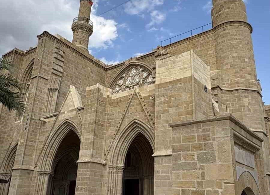 THY ve iştirakı AJet, KKTC'ye kültür turizmini canlandırmak için hava