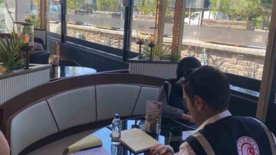 Aksaray'da fahiş fiyat uygulayan kafenin denetlenmesi sonrası ülke genelinde restoranlar