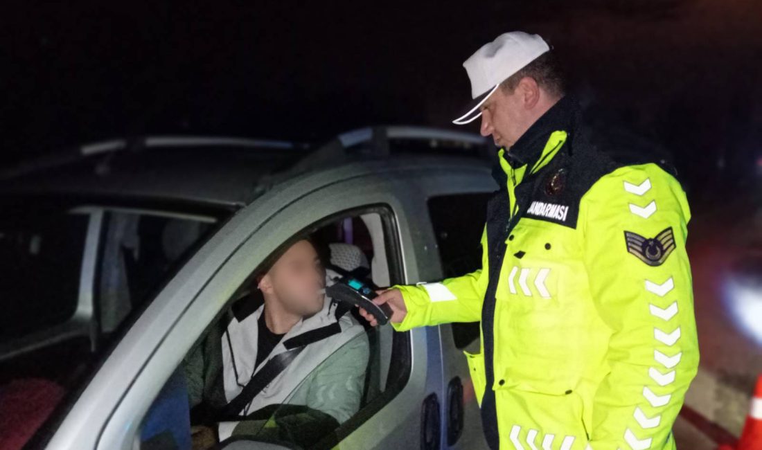 Yozgat’ta Trafik Jandarması ekipleri tarafından gerçekleştirilen alkol uygulamasında önemli bir