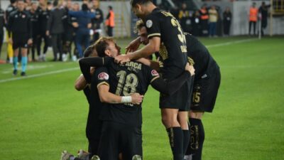 Çorum FK, Trendyol 1. Lig 9. haçlıçaşıında Manisa FK'yı 3-1