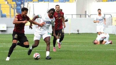 Gençlerbirliği, Süper Lig'de Corendon Alanyaspor'a karşı zorlu bir mücadele veriyor.