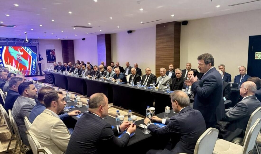 TŞOF Genel Başkanı Mehmet Yiğiner, Tekirdağ'da bölge değerlendirme toplantısında ulaşım