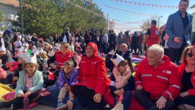 Türk Kızılay Başkanı Prof. Dr. Fatma Meriç Yılmaz, Gazze’ye gönderilen
