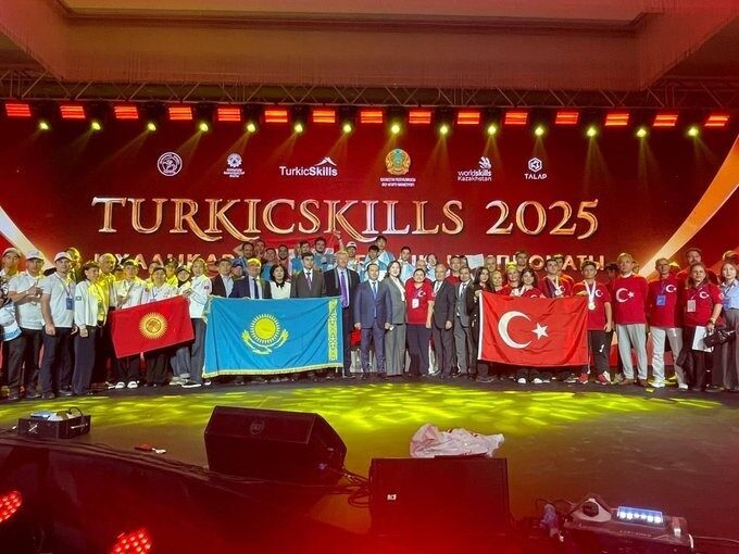 Türkiye, Kazakistan'da düzenlenen TurkicSkills 2025'te 9 alanda derece elde ederek