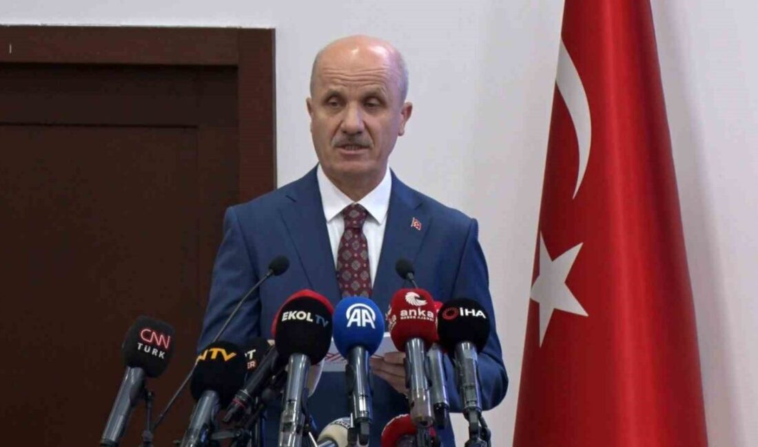 YÖK Başkanı Erol Özvar, yükseköğretimde 3 yılda mezun olabilme imkanı