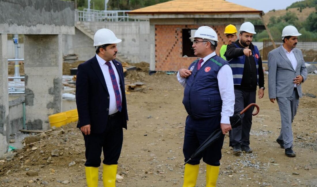 Akdağmadeni Belediyesi tarafından yapılan Atık Su Arıtma Tesisi inşaatında çalışmalar