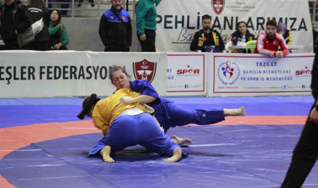 Yozgat'ta düzenlenen Kuşak Güreşi Türkiye Şampiyonası'nda 21 sporcu Dünya Şampiyonası'nda