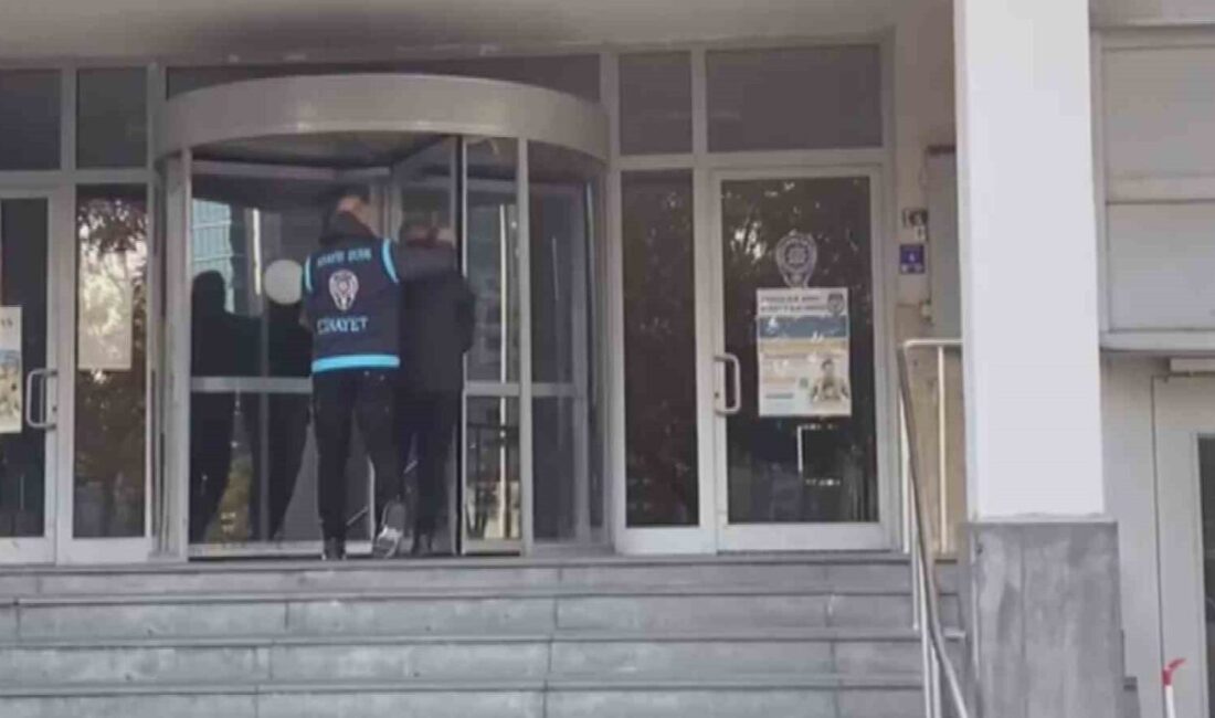 Kayseri’nin Melikgazi ilçesinde, iki çocuk annesi olan Ebru Kekilli’nin pompalı