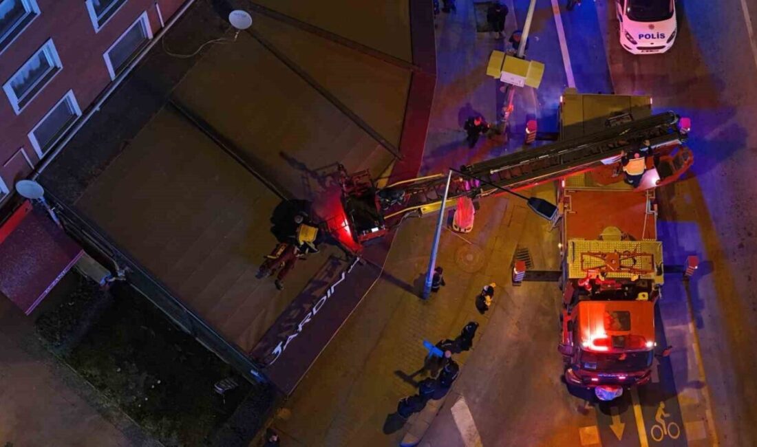 Eskişehir’de, iddiaya göre alkollü olduğu belirtilen bir şahıs, 8 katlı