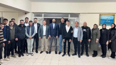 Çiçekdağı TÜGVA İlçe Temsilcisi Cüneyt Demirdaş, geçtiğimiz günlerde düzenlenen toplantıda