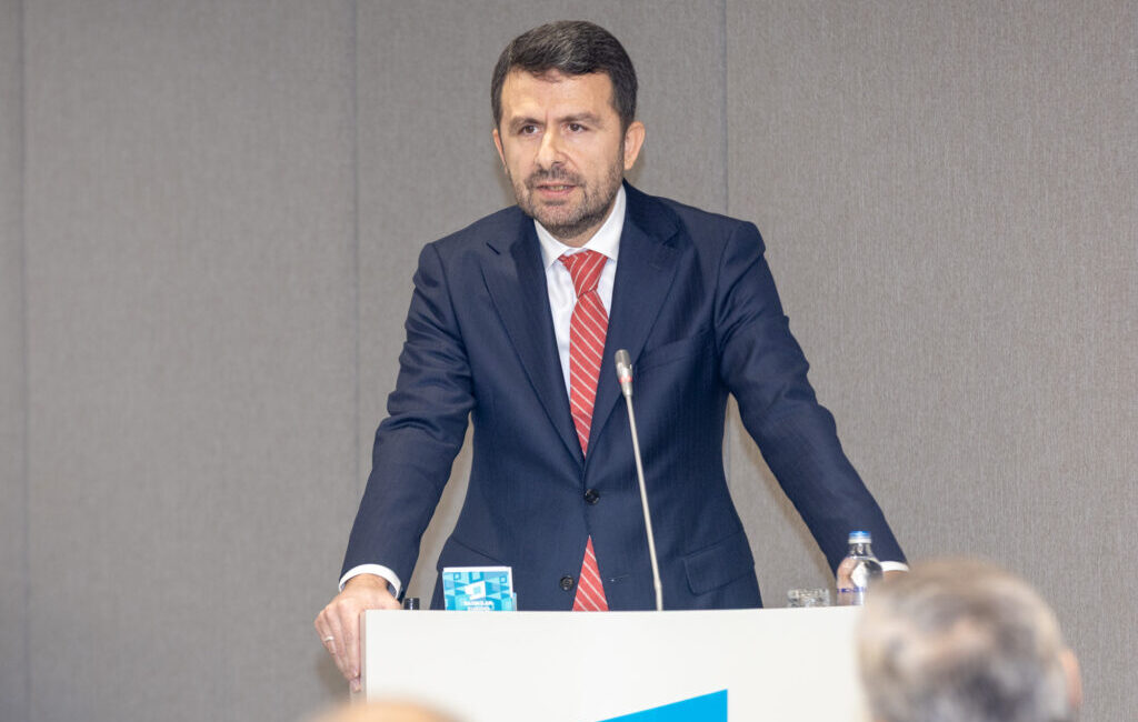 Basın İlan Kurumu Genel Müdürü Abdulkadir Çay, hedeflerinin yeni gelir