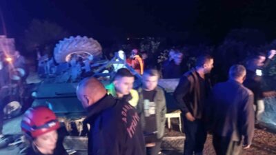 Adana’nın Kozan ilçesinde dün gece meydana gelen zincirleme trafik kazasında