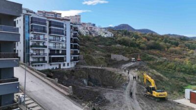 Amasra ilçesine bağlı Kaleşah Mahallesi’nde, Kaymakamlık binasına yalnızca 150 metre