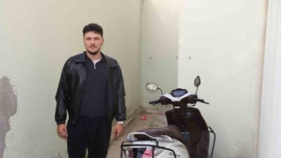 Eskişehir’de 23 yaşındaki bir kuryenin, bakkalda alışveriş yaparken kontak anahtarını