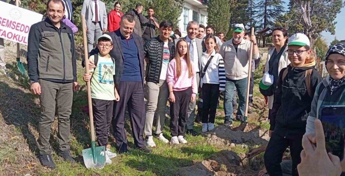 Ankara’nın Beypazarı ilçesinde 11 Kasım Milli Ağaçlandırma Günü üzerine Beypazarı