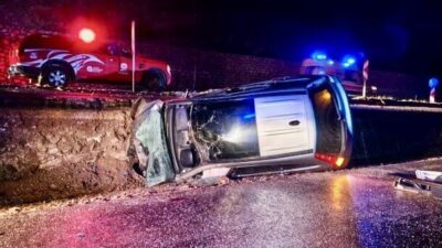 Antalya’nın Akseki ilçesinde meydana gelen tek taraflı trafik kazasında yağışın