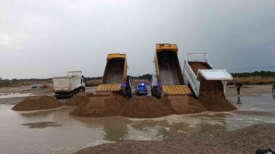 Manavgat ilçesindeki bir inşaat alanından çalınan plaj kumları, hırsızlar tarafından