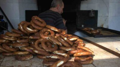 Ankara’nın en eski fırınlarından olan Tarihi Doğuş Simit Fırınında, geleneksel