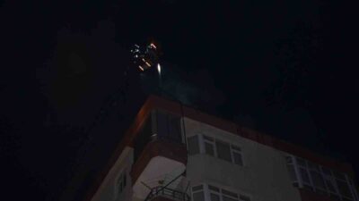 Samsun iline bağlı Bafra ilçesinde yer alan bir binanın 7.