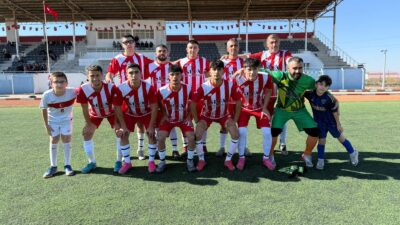 Çayıralan şehir stadyumunda oynanan karşılaşmada Çayıralan Esnafspor ile Yerköy Bağlarbaşı