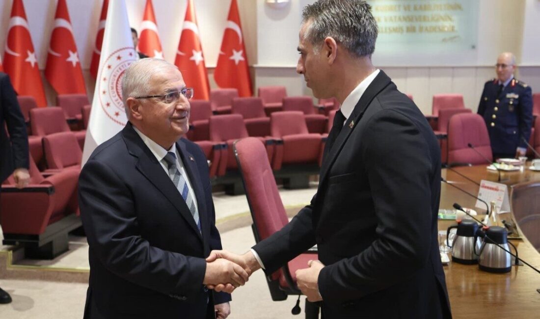 Milli Savunma Bakanı Yaşar Güler, Dünya Tekvando Şampiyonası’nda Milli Takım’ın