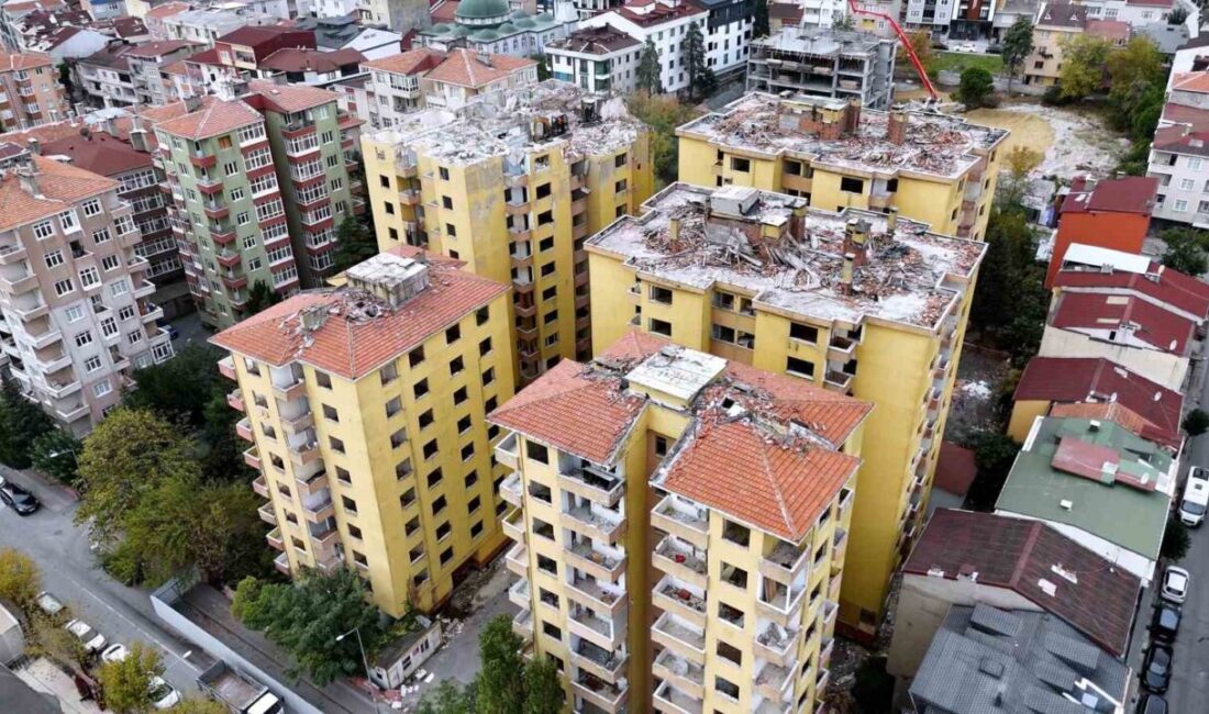 Çevre, Şehircilik ve İklim Değişikliği Bakanı Murat Kurum, Doğuş Sitesi