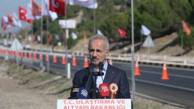 Ulaştırma ve Altyapı Bakanı Abdulkadir Uraloğlu, “96 kilometrelik bisiklet yolunu
