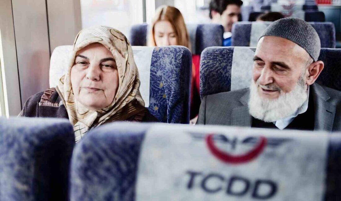 Ulaştırma ve Altyapı Bakanı Abdulkadir Uraloğlu, Aile Yılı kapsamında sunulan