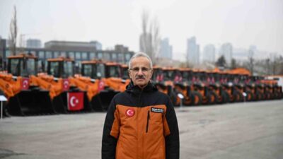 Ulaştırma ve Altyapı Bakanı Abdulkadir Uraloğlu, kış aylarında güvenli ulaşımın