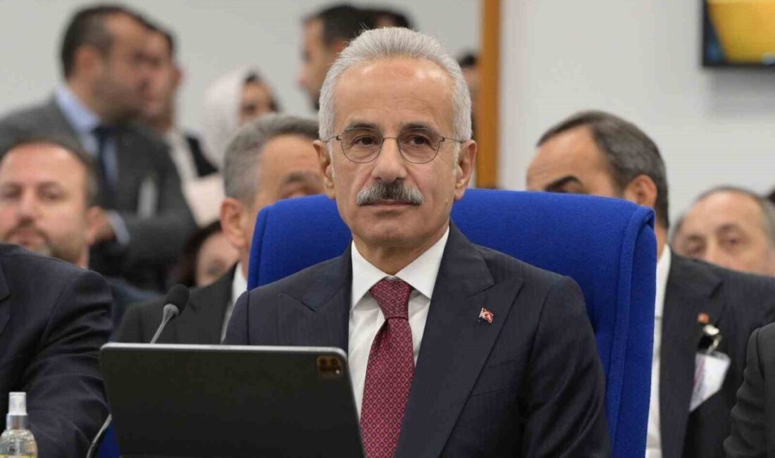 Ulaştırma ve Altyapı Bakanı Abdulkadir Uraloğlu, “Yasal olmayan VPN’lerin kullanımını