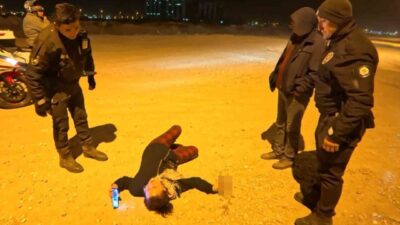 Aksaray’da, Aratol İstiklal Mahallesi 9420 Sokak’ta yaşanan olayda, sokakta hareketsiz
