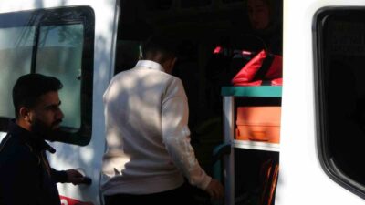 Adıyaman’da bir şahıs, elinde bıçak bulundurarak sokakta karşılaştığı 2 çocuğu