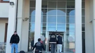 Biga ilçesinde gerçekleştirilen bir operasyonda uyuşturucu madde bulundurdukları iddia edilen