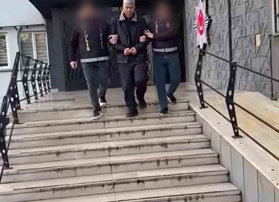 Bursa Emniyet Müdürlüğü ekipleri, arama çalışmaları kapsamında ’adam öldürme, hakaret,