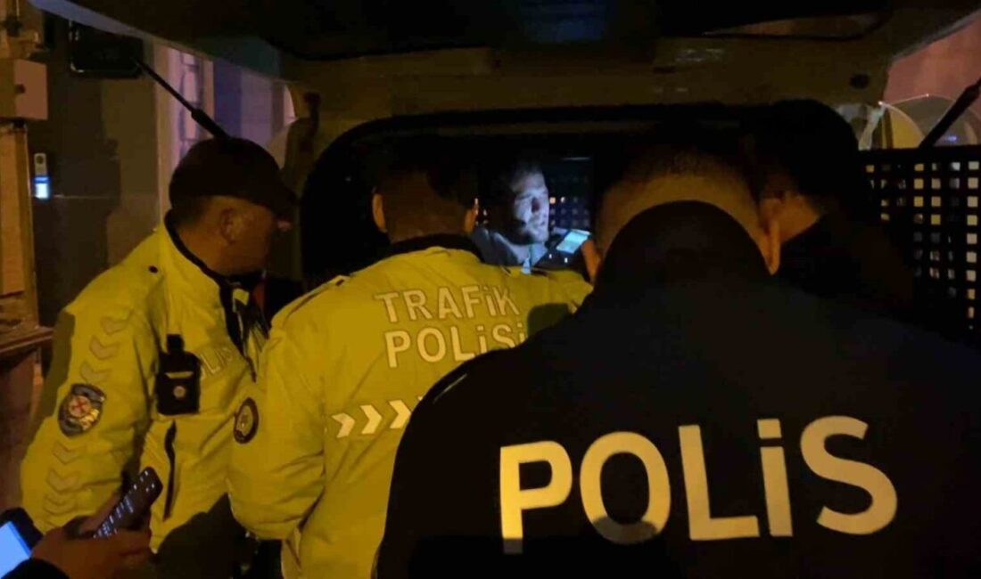 Bursa’nın İnegöl ilçesinde, polisin ’dur’ ihtarına uymayan bir minibüs sürücüsü
