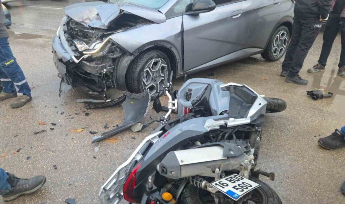 Orhangazi ilçesinde, Göl Yolu üzerinde meydana gelen trafik kazasında bir