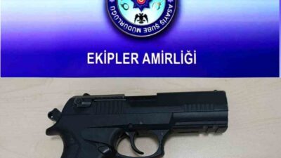 Çorum’da polis ekipleri tarafından gerçekleştirilen denetimler sonucunda aranan 5 kişi