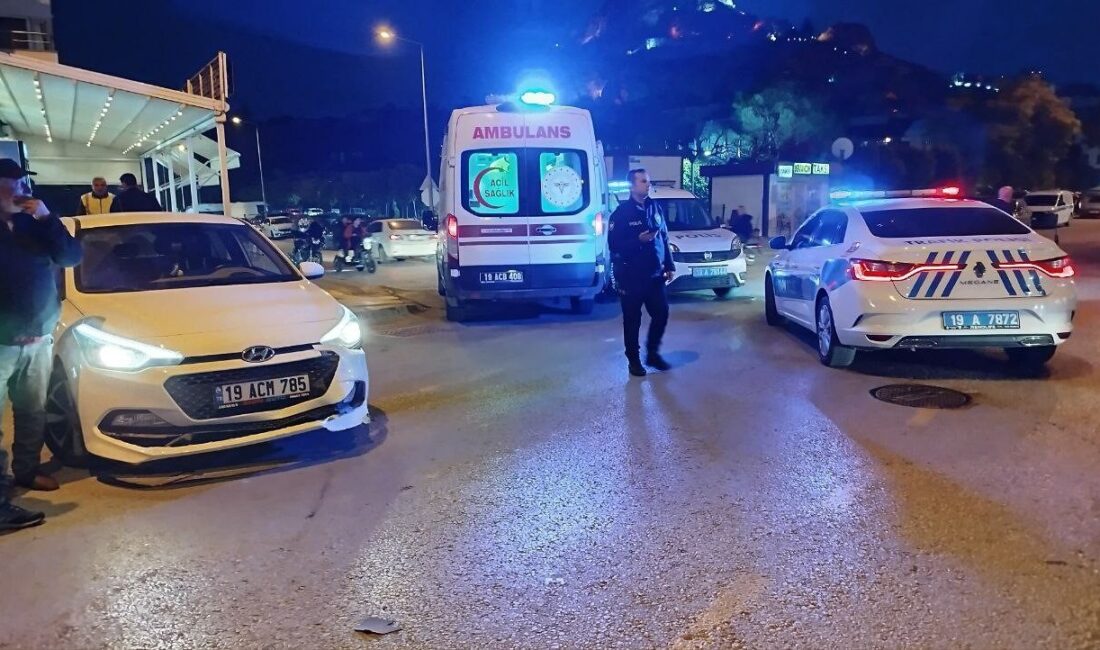 Çorum’un Osmancık ilçesinde otomobille motosikletin çarpışması sonucu meydana gelen kazada