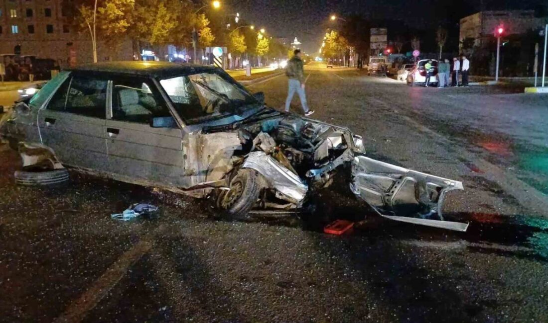 Çorum’da tır ile otomobilin çarpışması neticesinde meydana gelen kazada 1
