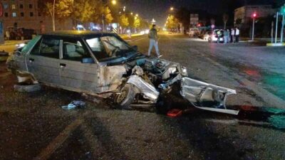 Çorum’da tır ile otomobilin çarpışması neticesinde meydana gelen kazada 1