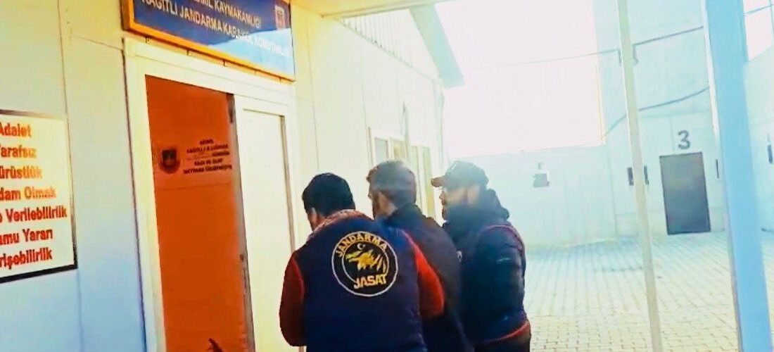 Diyarbakır’da 9 yıldır birçok suçtan aranan zanlı, jandarma ekipleri tarafından