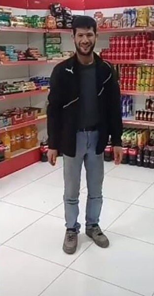 Diyarbakır’ın Sur ilçesinin merkezinde, hafif ticari aracın bir yayaya çarpması