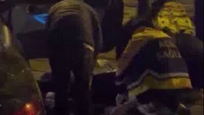 Diyarbakır’ın Kayapınar ilçesinde stadyum civarında meydana gelen trafik kazasında 2