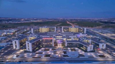 Kayseri Şehir Hastanesi’nde bir doktorun görevi sırasında saldırıya uğraması sonucu,