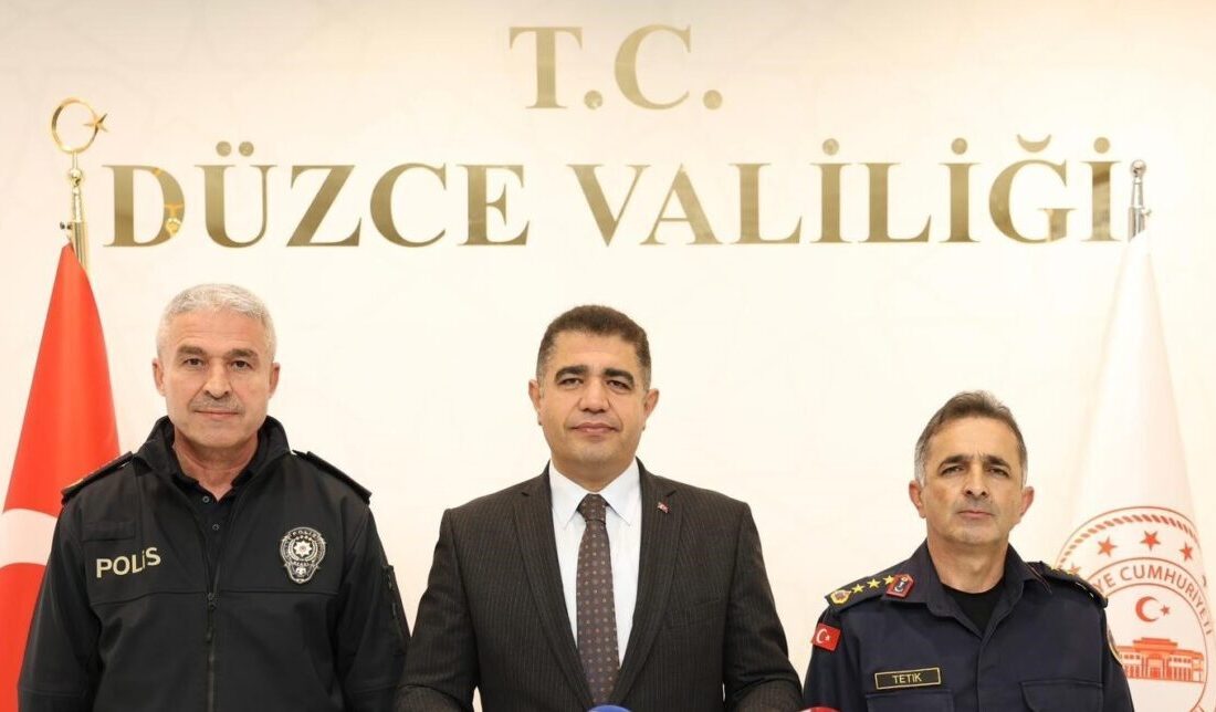 Düzce Valisi Selçuk Aslan, düzenlediği asayiş bilgilendirme toplantısında, etkili tedbirler