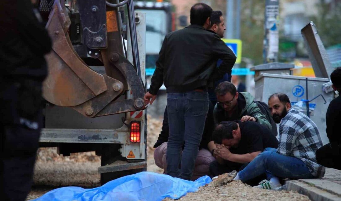 Antalya’da bir yaşlı adam, ekmek almak için yolun karşısına geçmeye