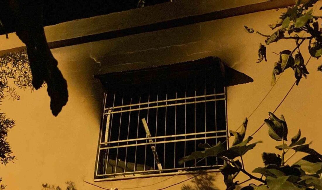 Mersin’in Erdemli ilçesinde, Elvanlı Mahallesi’nde bulunan 2 katlı bir evde,